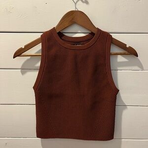 CUTS Women’s Ribbed Cropped Tank Top – Rust Brown – Size S